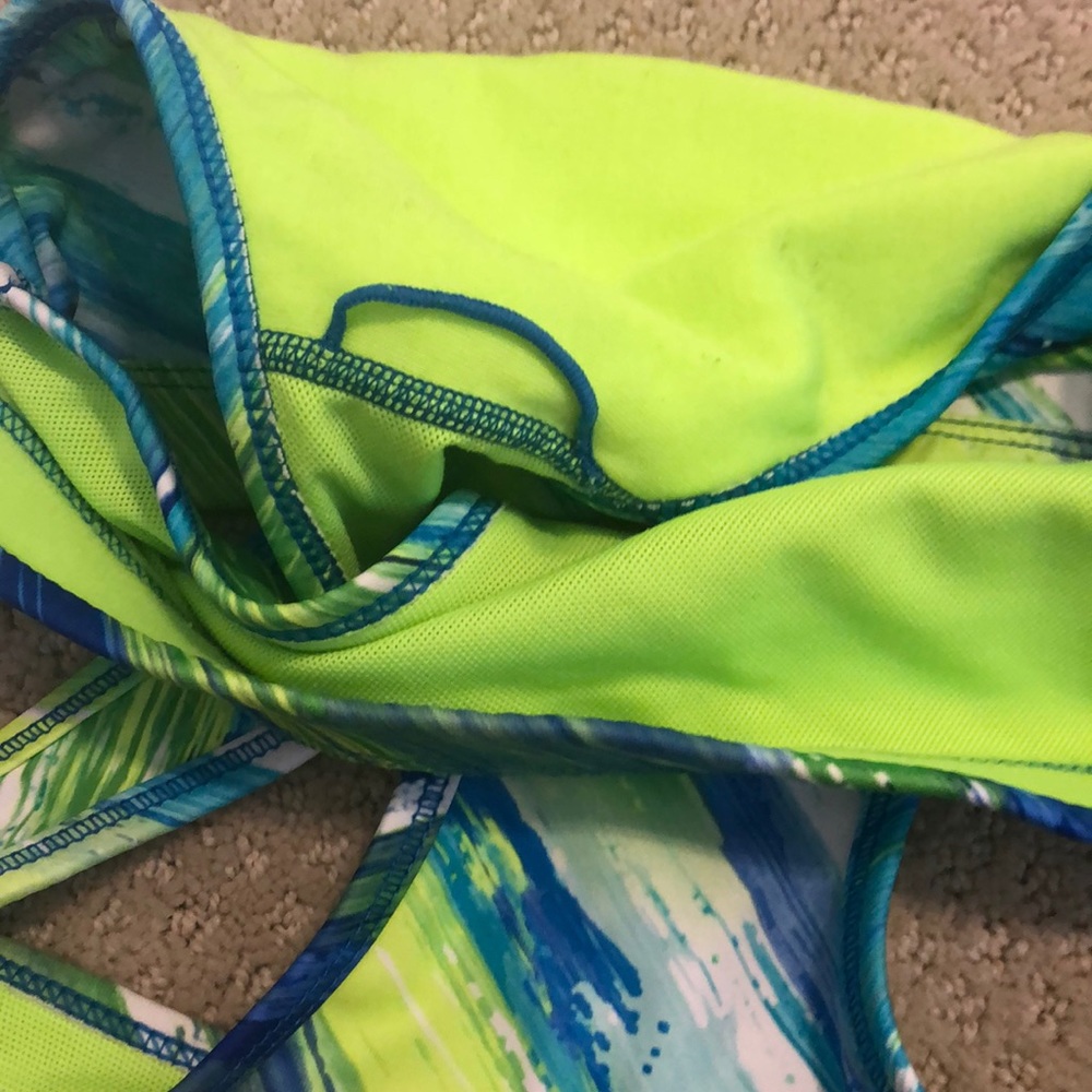 Patterned Sports Bra - Picture 2 of 2
